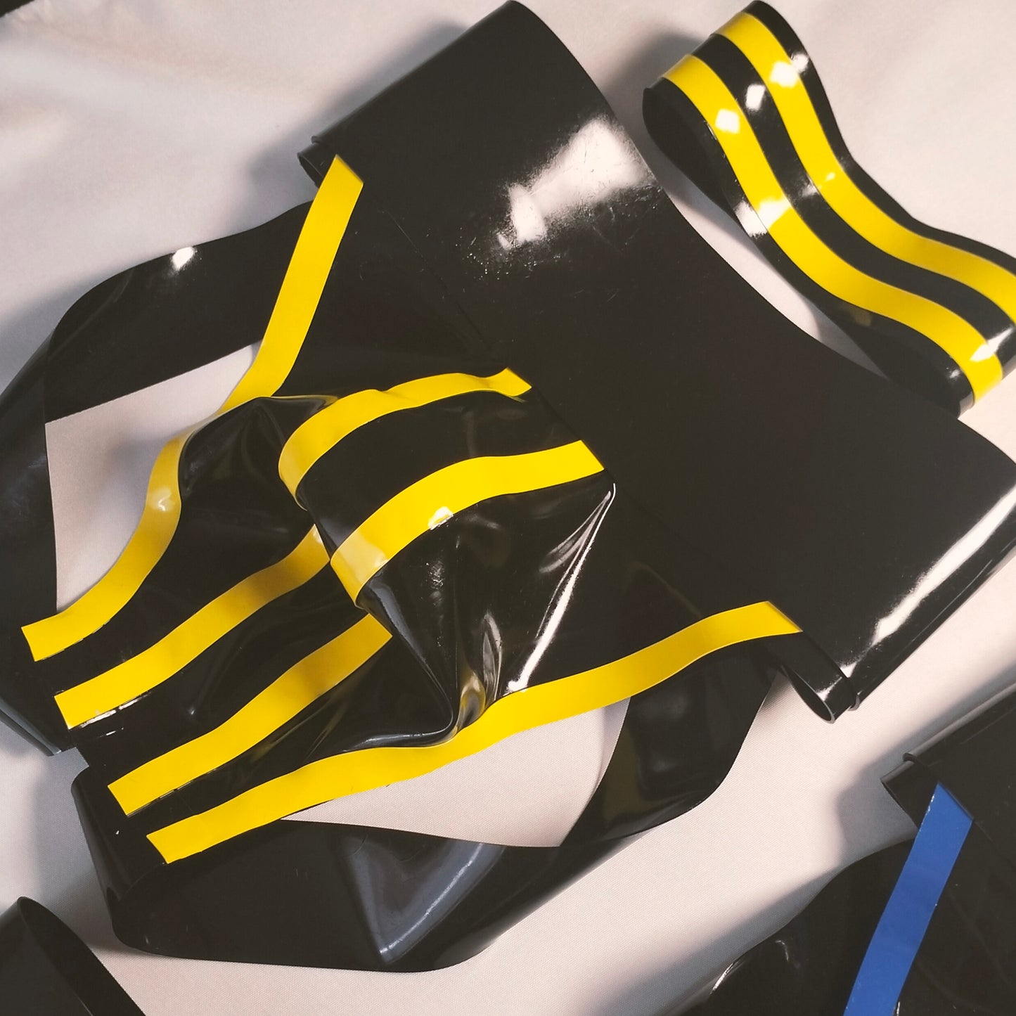 Bold Wide Band Latex Jock - Yellow